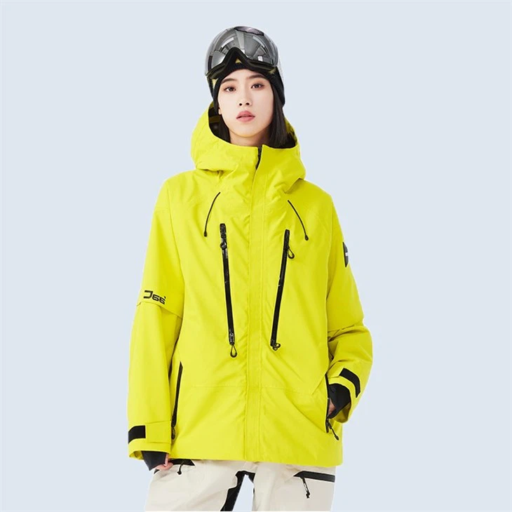 ski apparel-2