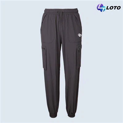 スポーツウェアパンツ